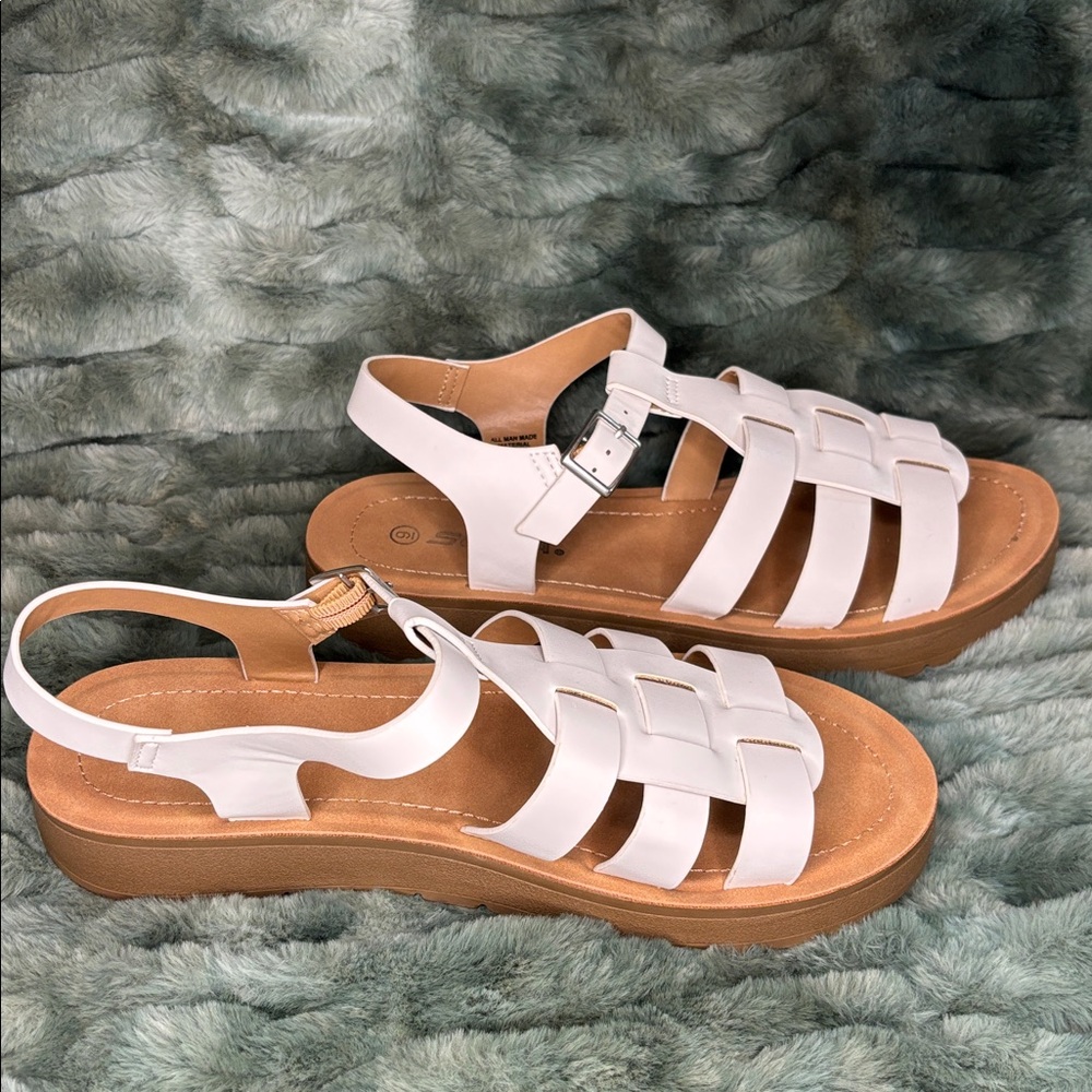Soda Fisherman Strappy sandal - size 9 - Picture 3 of 9